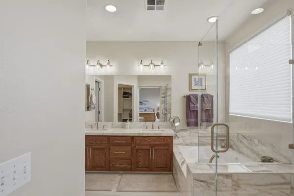 $894,300 | 2117 Vincent Avenue, Hughson, CA 95326