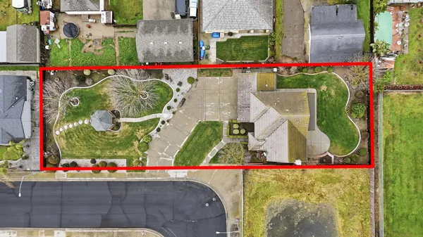 $889,500 | 2117 Vincent Avenue, Hughson, CA 95326