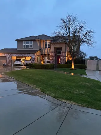 $894,300 | 2117 Vincent Avenue, Hughson, CA 95326