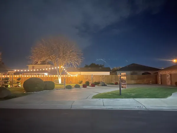 $889,500 | 2117 Vincent Avenue, Hughson, CA 95326