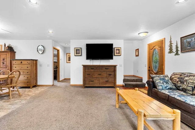 $359,900 | W10559 Fox Lane, Crivitz, WI 54114