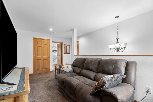 $359,900 | W10559 Fox Lane, Crivitz, WI 54114