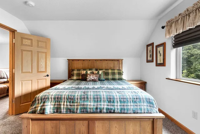 $359,900 | W10559 Fox Lane, Crivitz, WI 54114