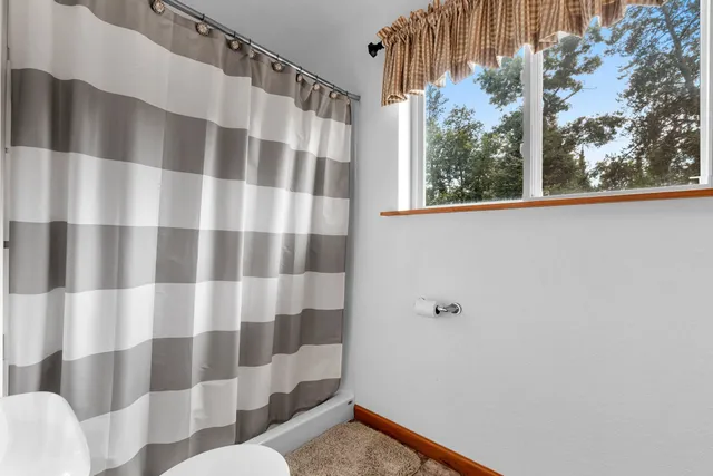 $359,900 | W10559 Fox Lane, Crivitz, WI 54114