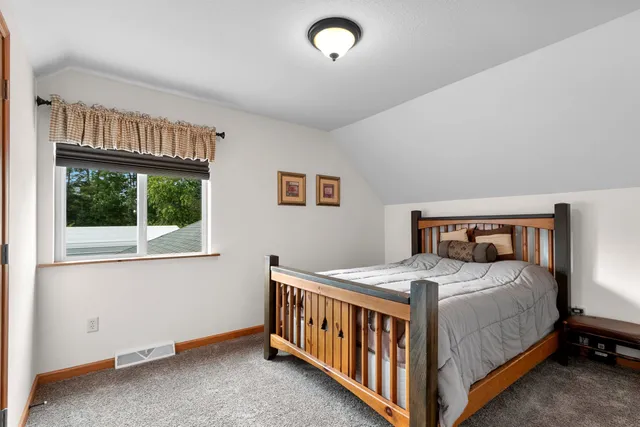 $359,900 | W10559 Fox Lane, Crivitz, WI 54114