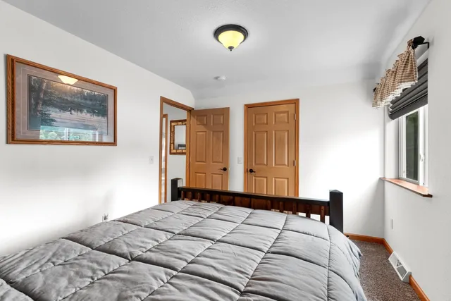 $359,900 | W10559 Fox Lane, Crivitz, WI 54114