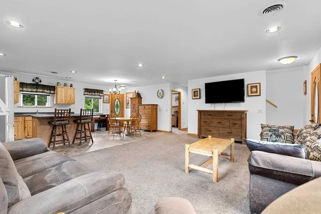 $359,900 | W10559 Fox Lane, Crivitz, WI 54114