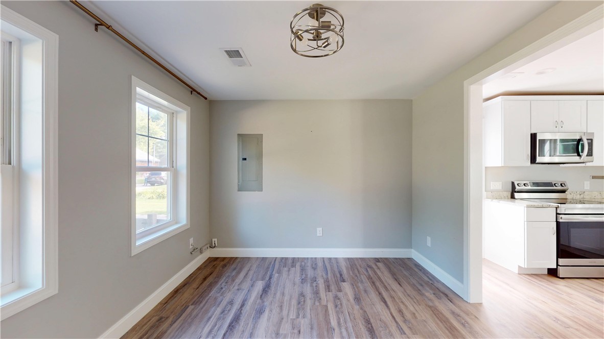 38 Vars Lane Westerly, RI 02808 - Photo 14 of 25 Gallery Image 14
