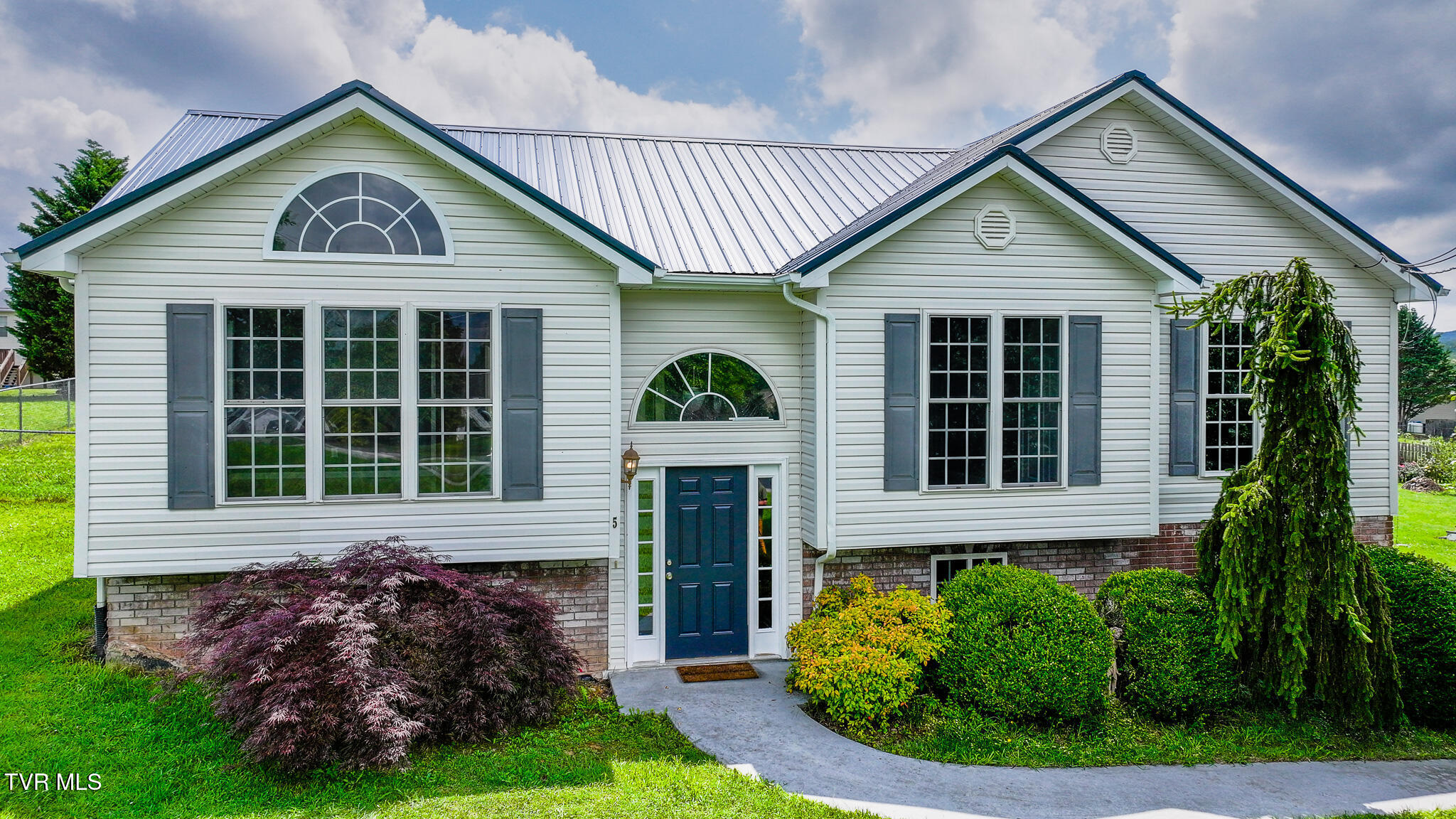 5 Pinehurst Court Limestone, TN 37681 - Photo 1 of 36 front