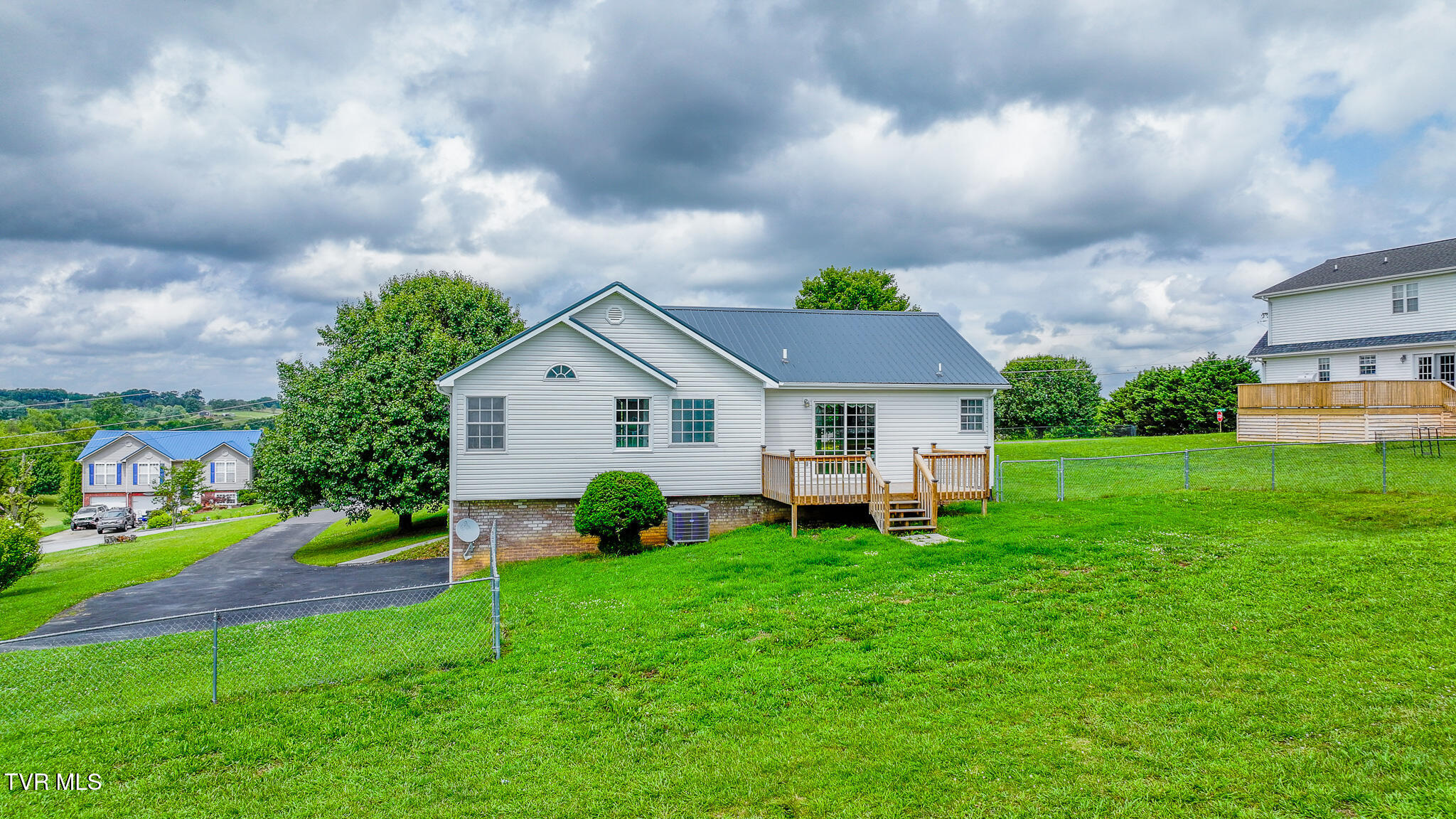 5 Pinehurst Court Limestone, TN 37681 - Photo 33 of 36 dji_fly_20250618_152246_0012_17502747752