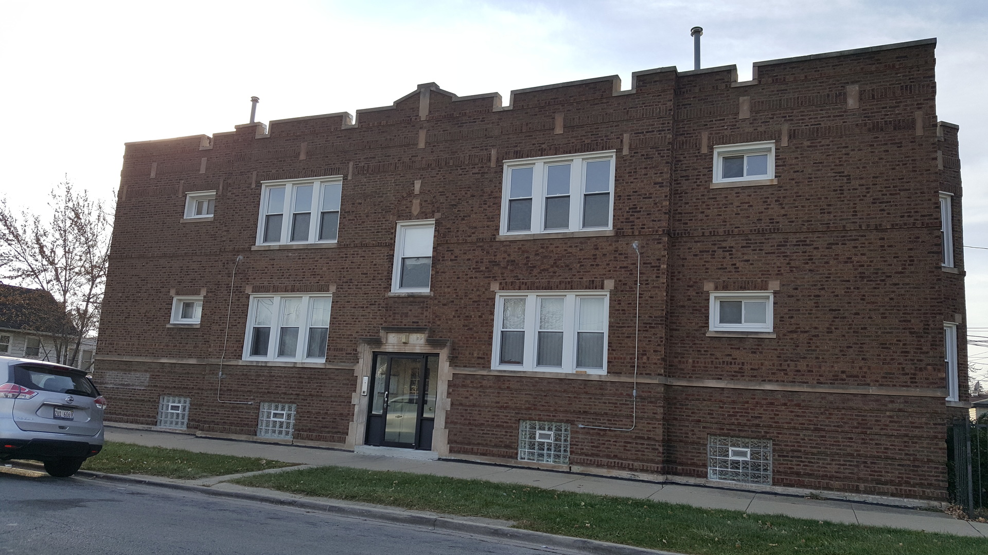 8758 South May Street, Unit 2S Chicago, IL 60620 - Photo 1 of 1