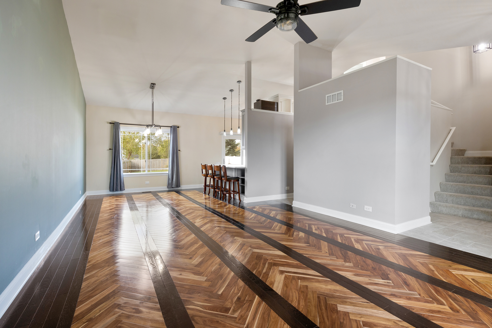 1032 Willow Bay Elgin, IL 60123 - Photo 4 of 27 a spacious bedroom with a bed and a large window