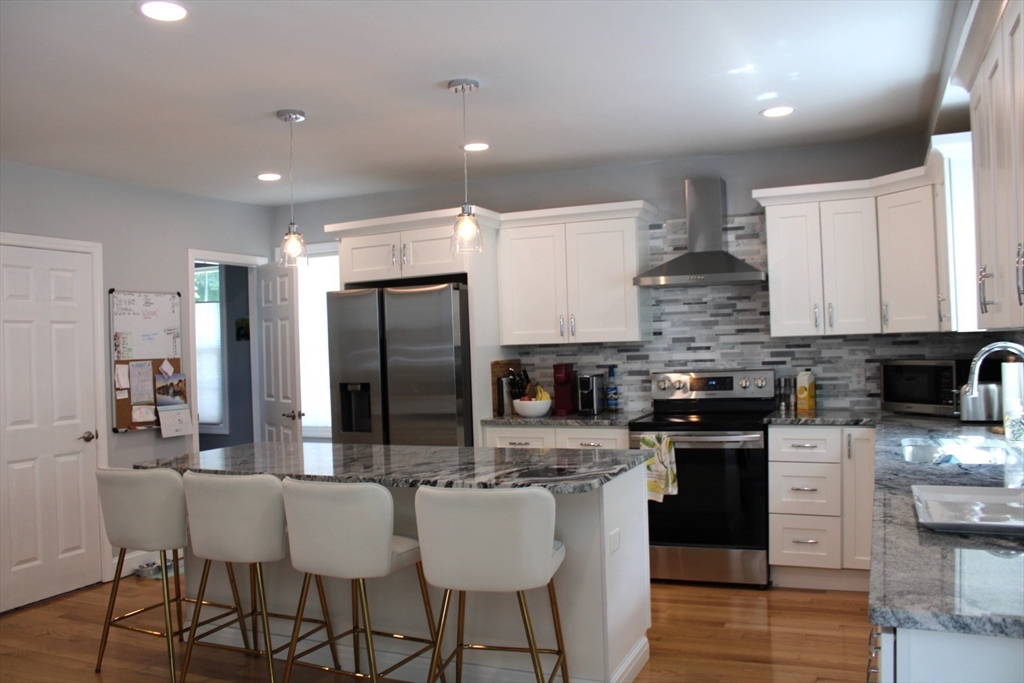 307 Main Street Lancaster, MA 01523 - Photo 7 of 23