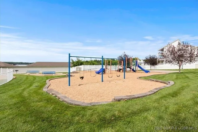 $415,000 | 1215 Lands End Parkway, Unit 623, Osage Beach, MO 65065