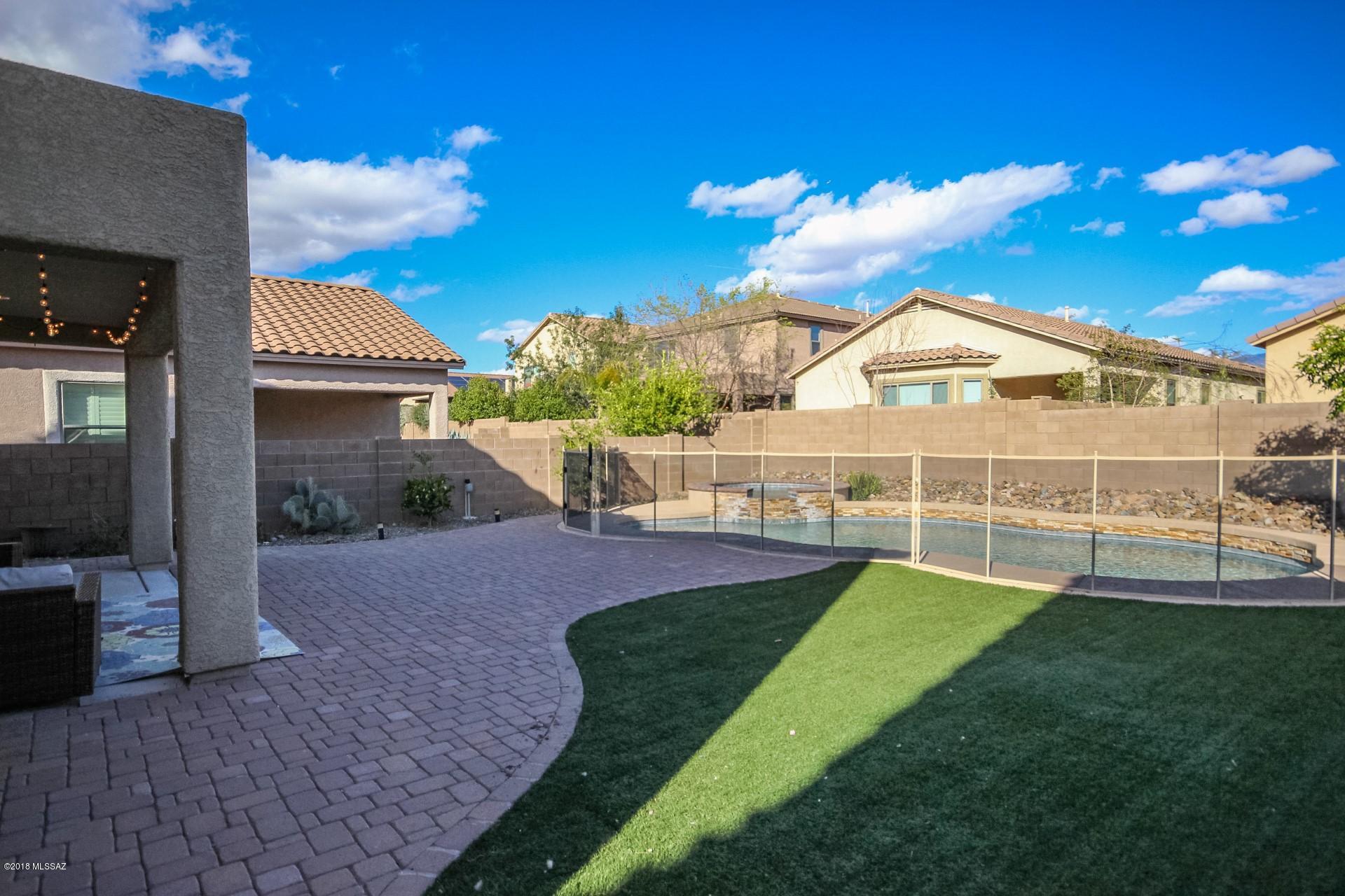 12866 Bloomington Loop Oro Valley, AZ 85755 - Photo 29 of 32