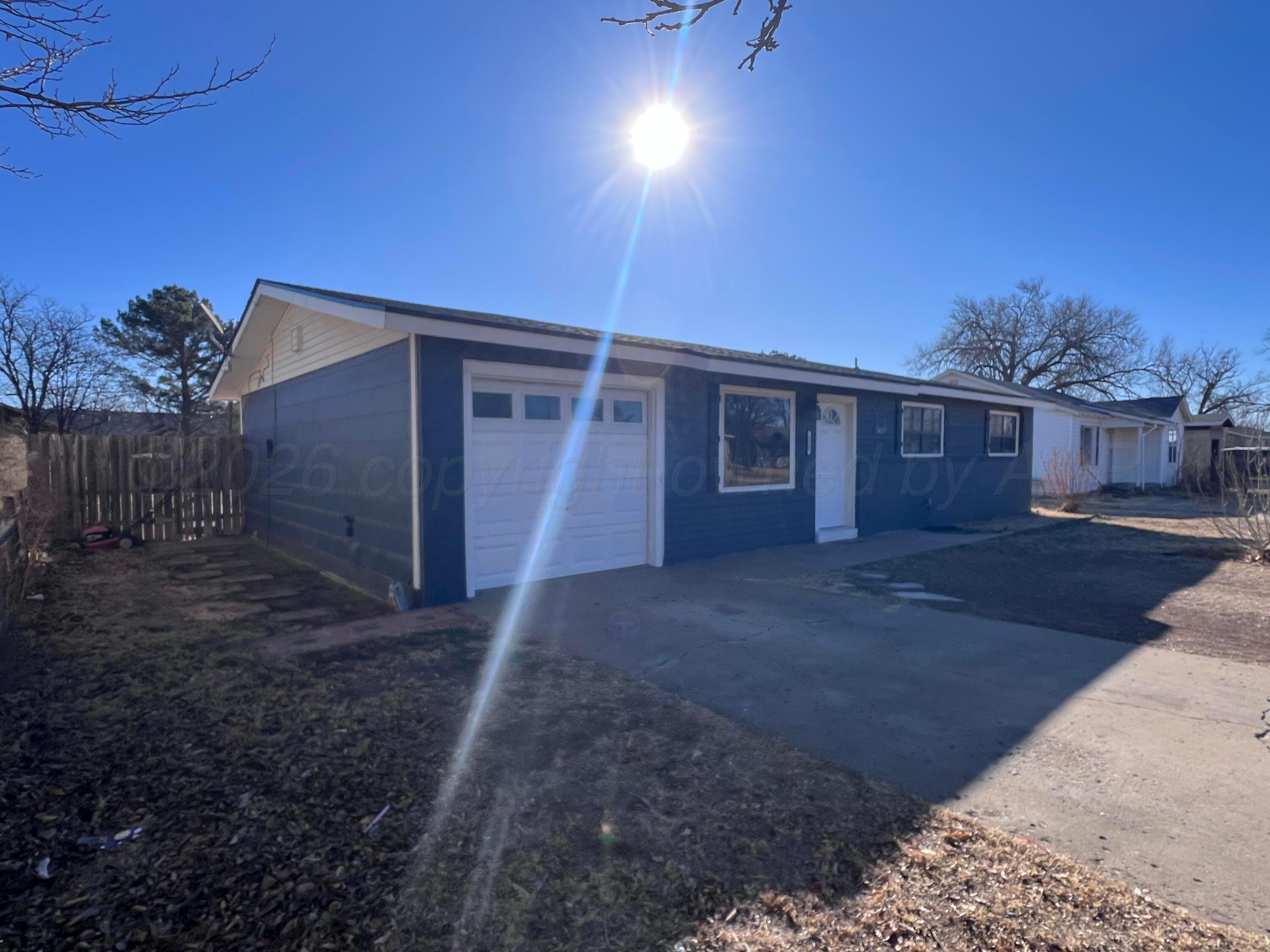 128 Ranger Street Hereford, TX 79045 - Photo 2 of 15 IMG_5310