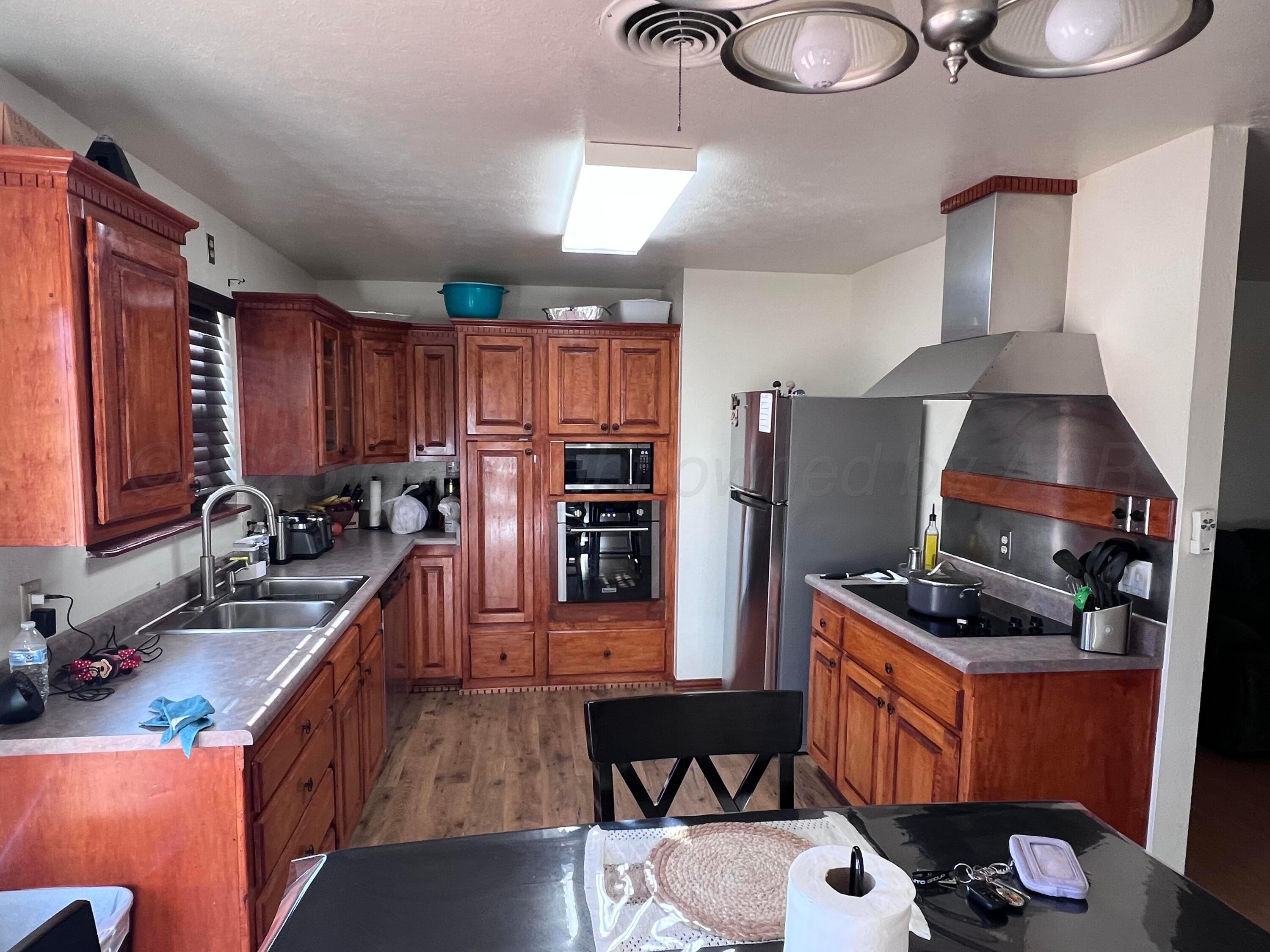 128 Ranger Street Hereford, TX 79045 - Photo 8 of 15 IMG_5317