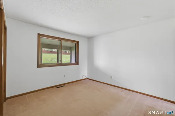 $249,000 | 1301 Summer Hill Drive, Unit 1301, South Windsor, CT 06074