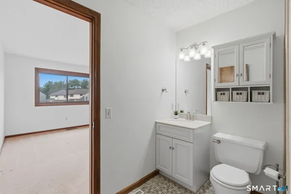 $249,000 | 1301 Summer Hill Drive, Unit 1301, South Windsor, CT 06074