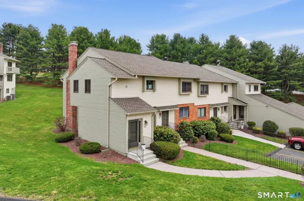 $249,000 | 1301 Summer Hill Drive, Unit 1301, South Windsor, CT 06074