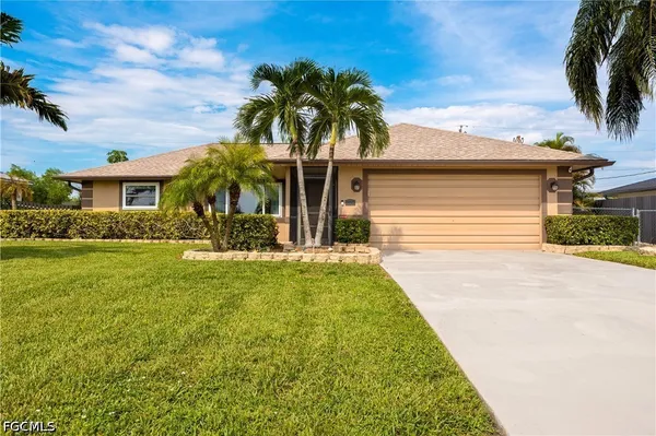 $359,000 | 250 Northeast 10th Place, Cape Coral, FL 33909