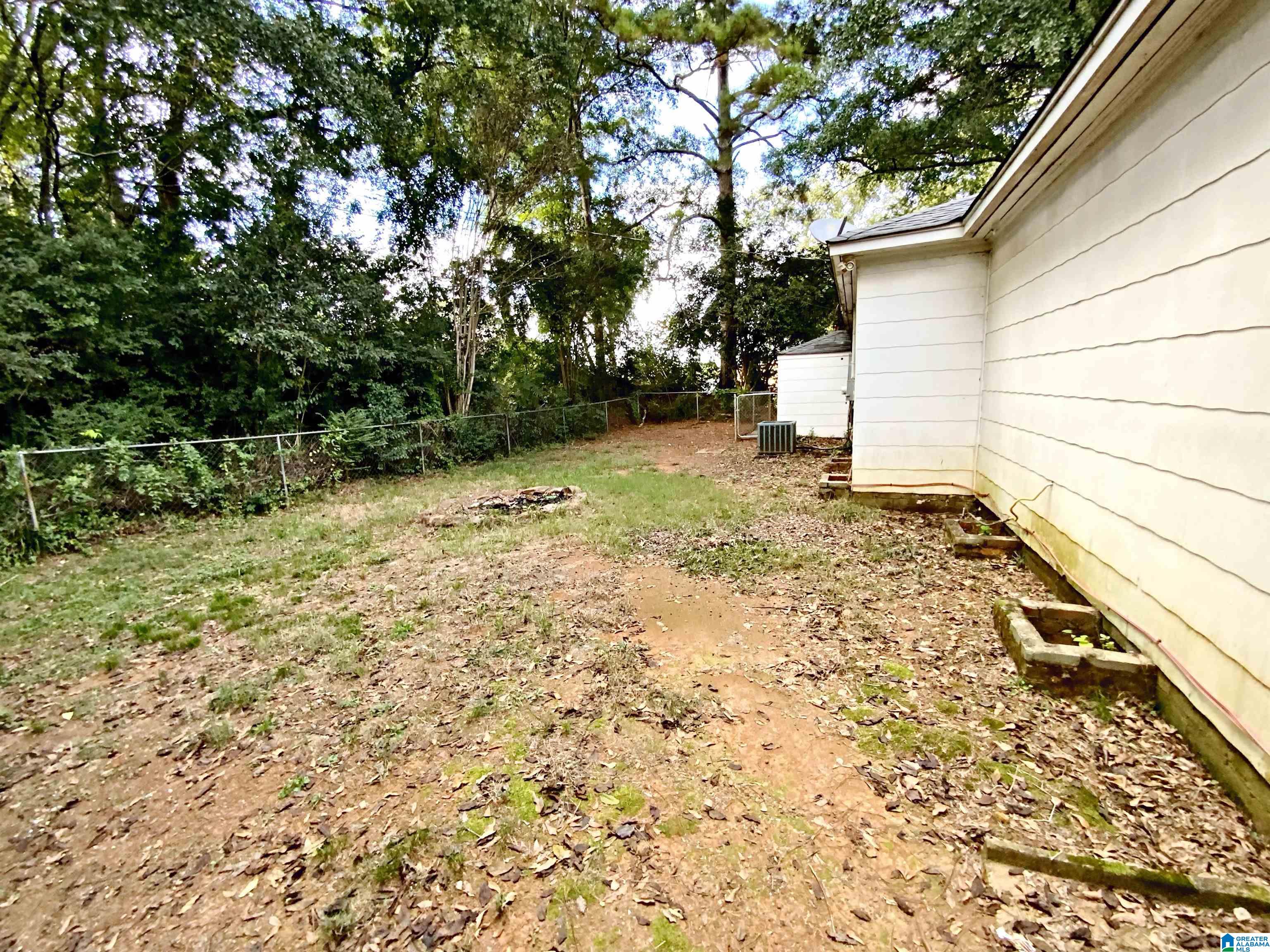 709 Glenwood Road Talladega, AL 35160 - Photo 33 of 37