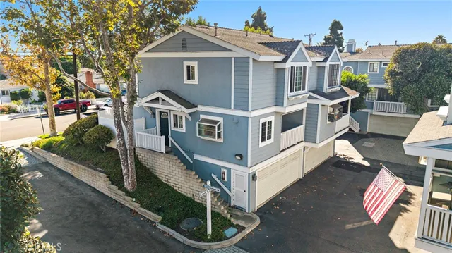 $799,000 | 211 Saybrook Court, Costa Mesa, CA 92627