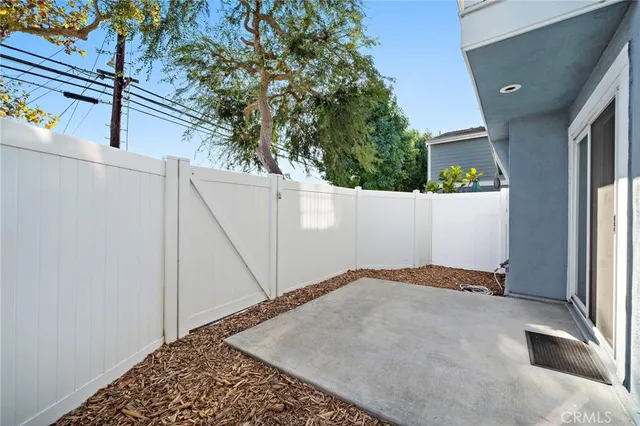 $799,000 | 211 Saybrook Court, Costa Mesa, CA 92627