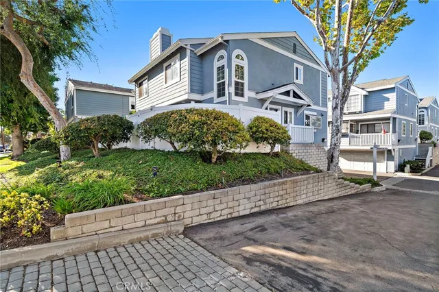 $799,000 | 211 Saybrook Court, Costa Mesa, CA 92627