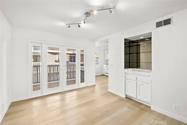 $799,000 | 211 Saybrook Court, Costa Mesa, CA 92627