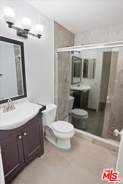 24124 Mentry Drive Newhall, CA 91321 - Photo 11 of 31