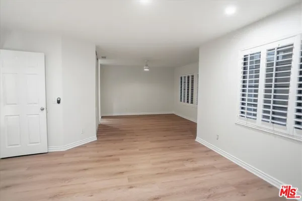 $5,650 | 24124 Mentry Drive, Newhall, CA 91321