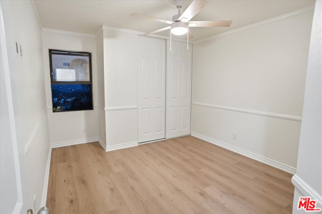 24124 Mentry Drive Newhall, CA 91321 - Photo 16 of 31