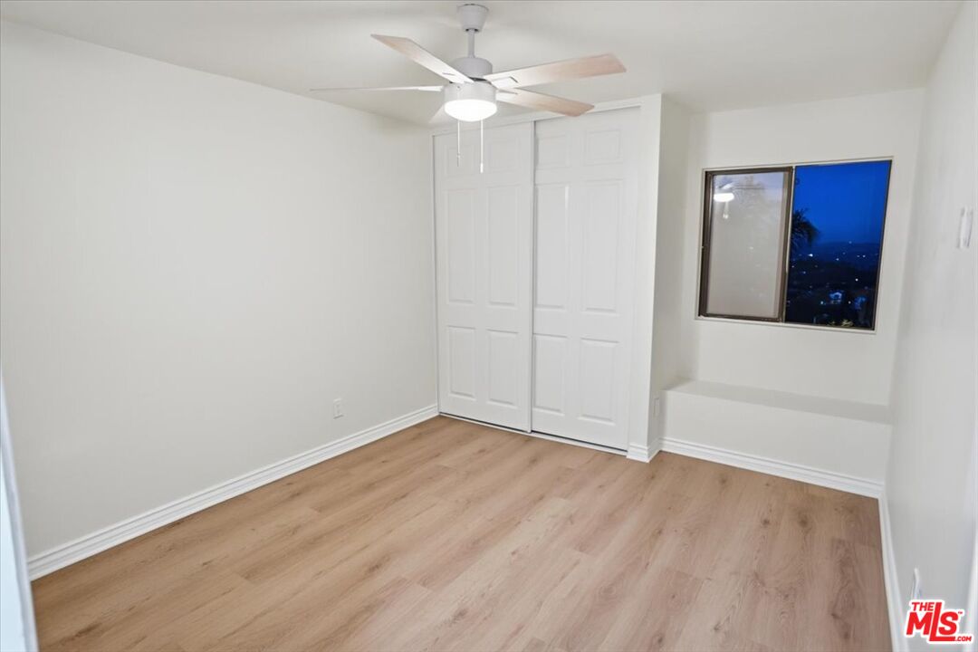 24124 Mentry Drive Newhall, CA 91321 - Photo 17 of 31