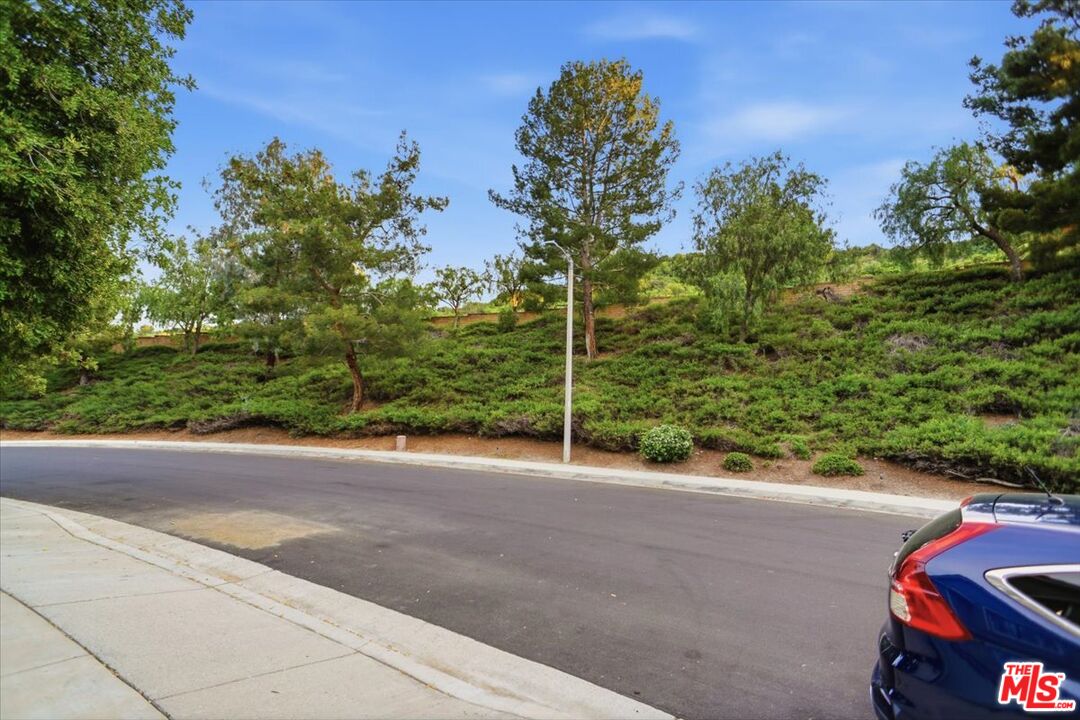 24124 Mentry Drive Newhall, CA 91321 - Photo 31 of 31