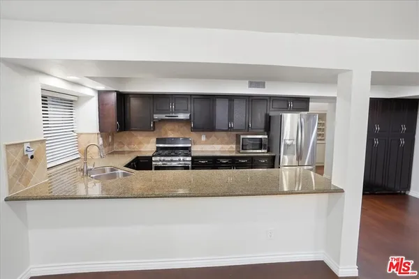 $5,650 | 24124 Mentry Drive, Newhall, CA 91321