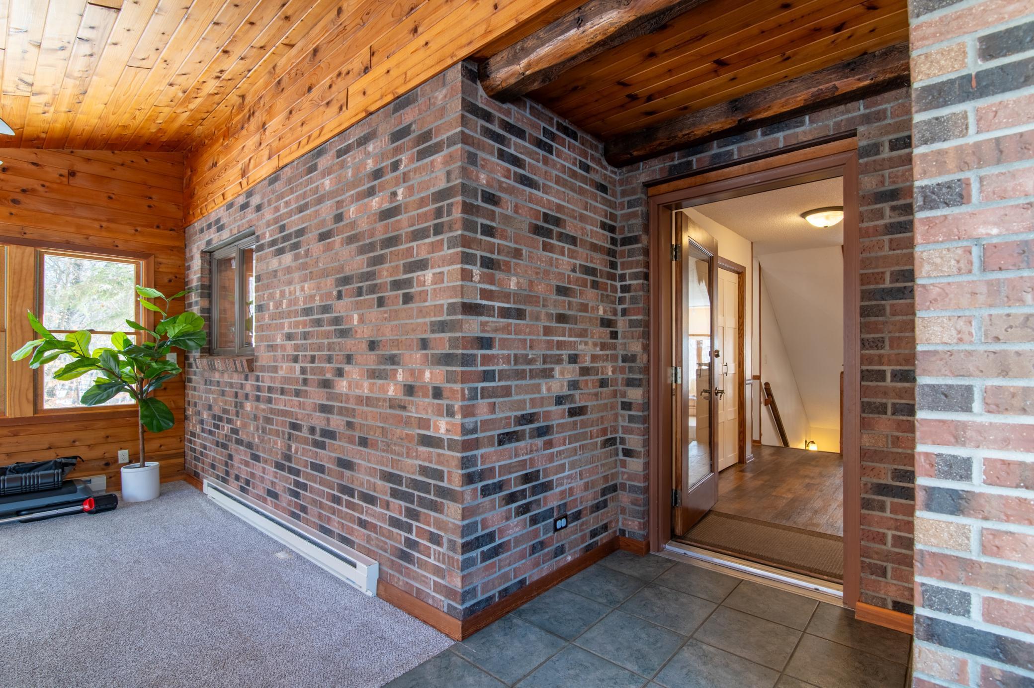 W12463 820th Avenue River Falls, WI 54022 - Photo 4 of 41