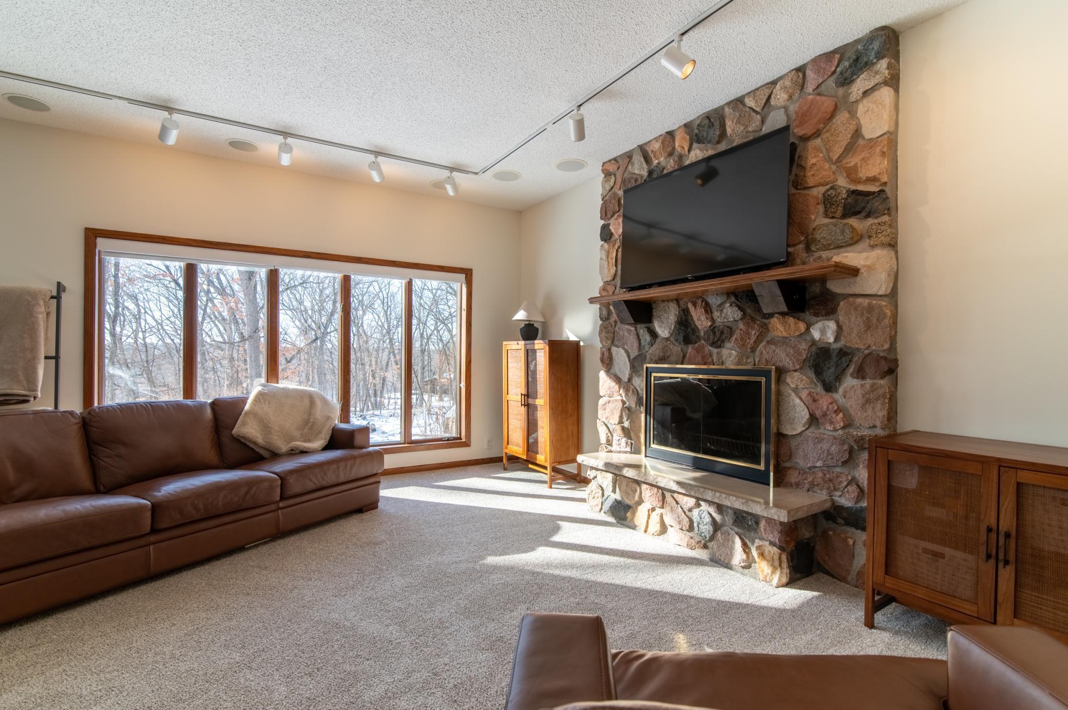 W12463 820th Avenue River Falls, WI 54022 - Photo 7 of 41