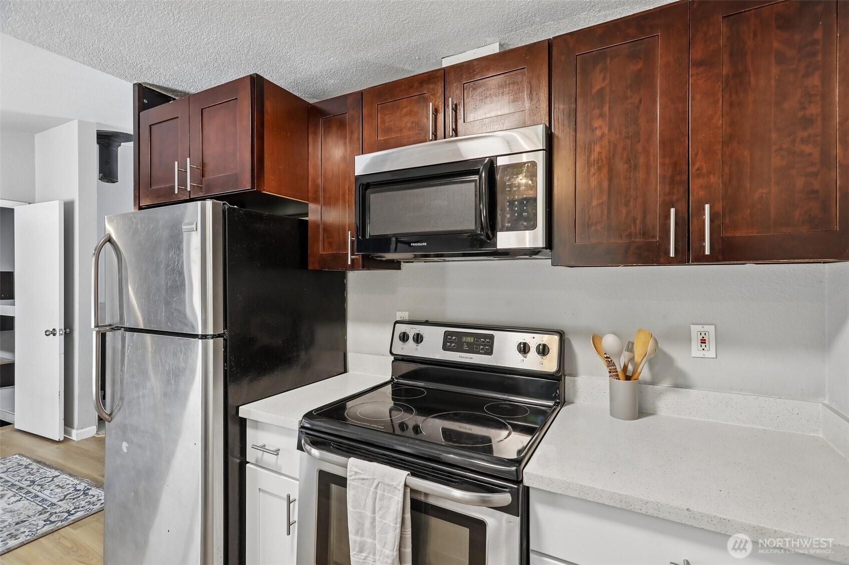 814 South Davies Road Lake Stevens, WA 98258 - Photo 11 of 32 Gallery Image 11