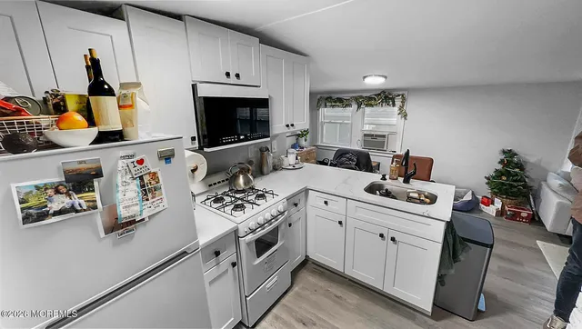 $2,500 | 4 Via Ripa Way, Unit 2, Sea Bright, NJ 07760