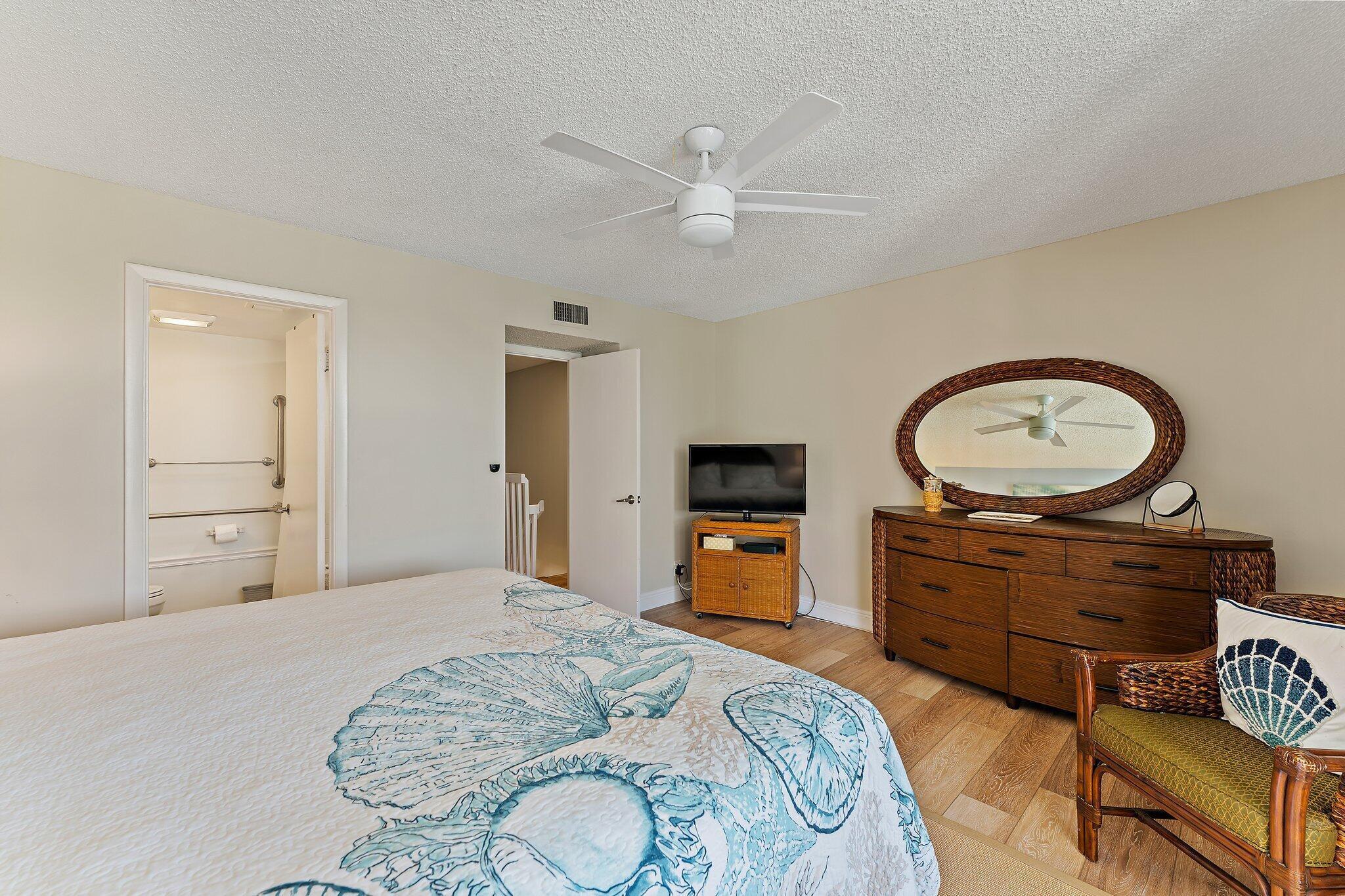 353 Highway 1, Unit A105 Jupiter, FL 33477 - Photo 25 of 45 022-353US1NA105-Jupiter-FL-33477-SMALL