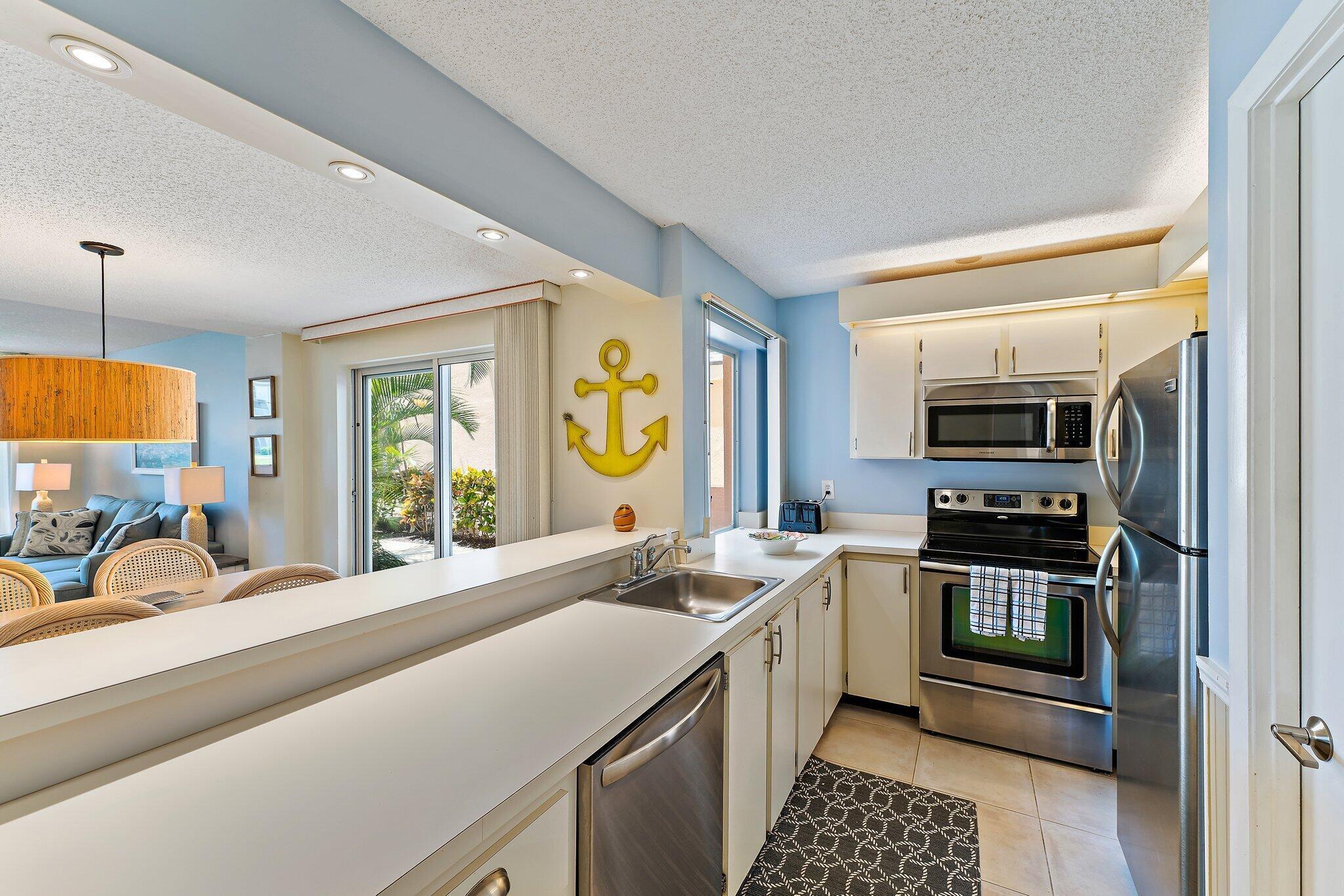 353 Highway 1, Unit A105 Jupiter, FL 33477 - Photo 5 of 45 003-353US1NA105-Jupiter-FL-33477-SMALL