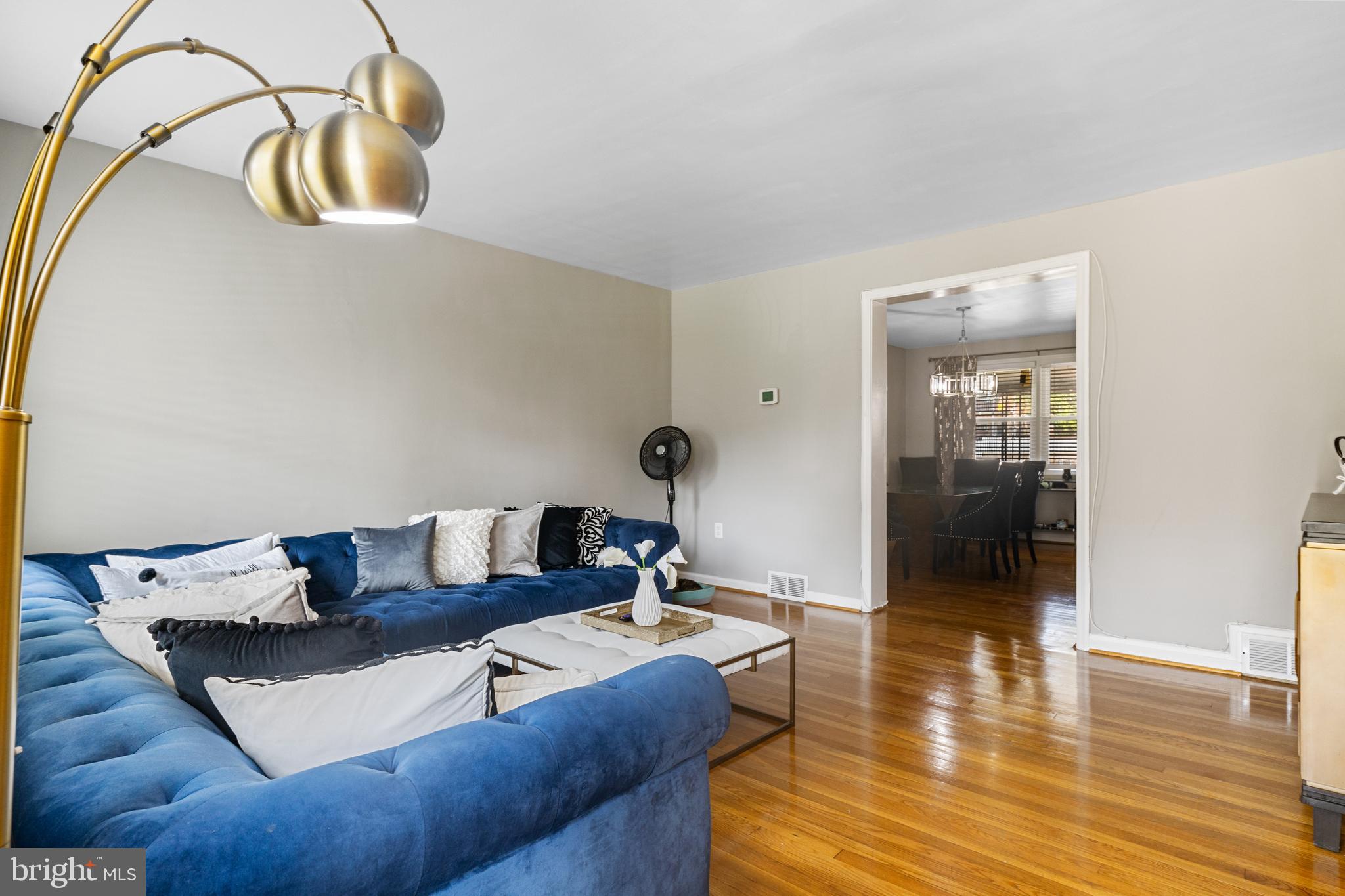 1526 Gleneagle Road Baltimore, MD 21239 - Photo 3 of 17
