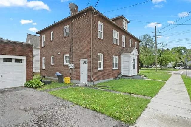 $1,595 | 106 Grand Boulevard, Unit 2 (SECOND FLOOR), Binghamton, NY 13905