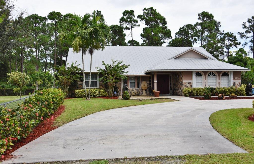 14155 85th Road North Loxahatchee, FL 33470 - Photo 2 of 14 Driveway