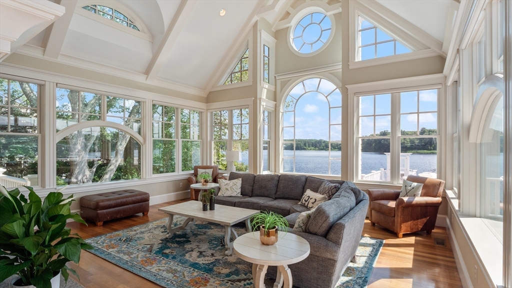 435 Main Street Amesbury, MA 01913 - Photo 7 of 42