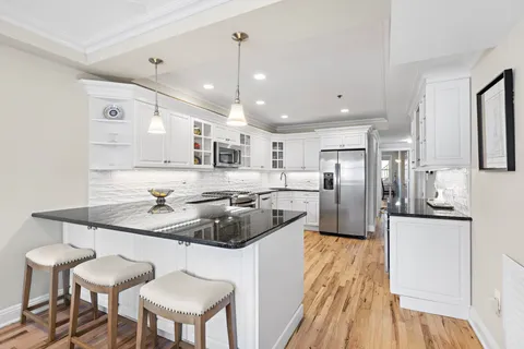$1,125,000 | 225 Clinton Street, Unit 2, Hoboken, NJ 07030