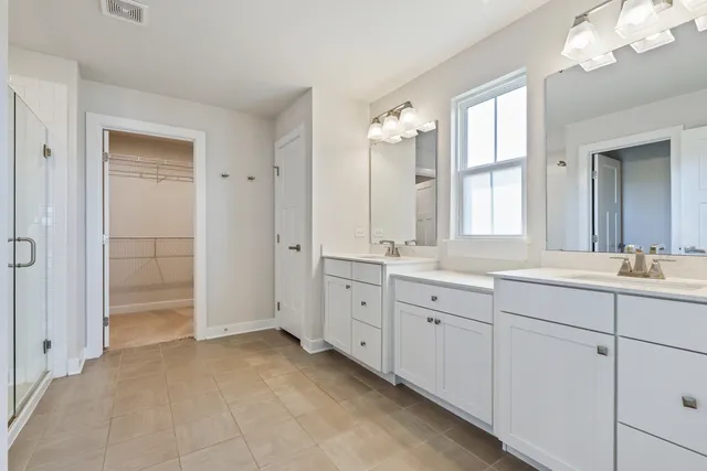 $544,000 | 2020 Squire Circle, Yorkville, IL 60560