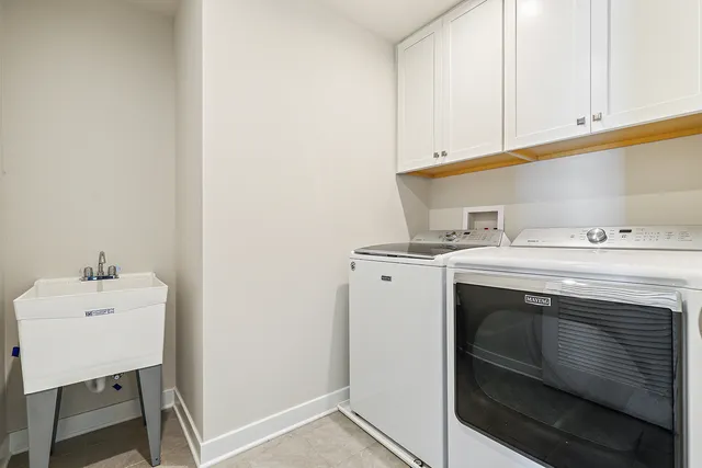 $544,000 | 2020 Squire Circle, Yorkville, IL 60560