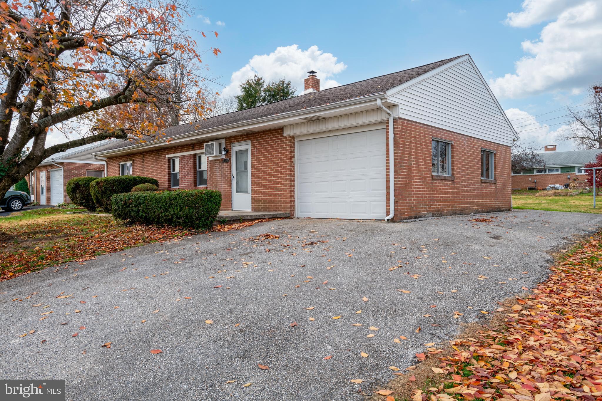 392 Tyler Run Road York, PA 17403 - Photo 2 of 31 Gallery Image 2